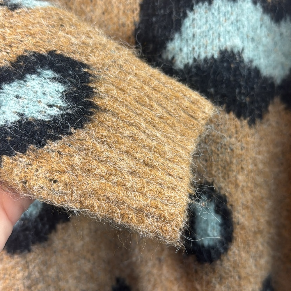 Molly Bracken Animal Print Oversized Sweater - Picture 4 of 5
